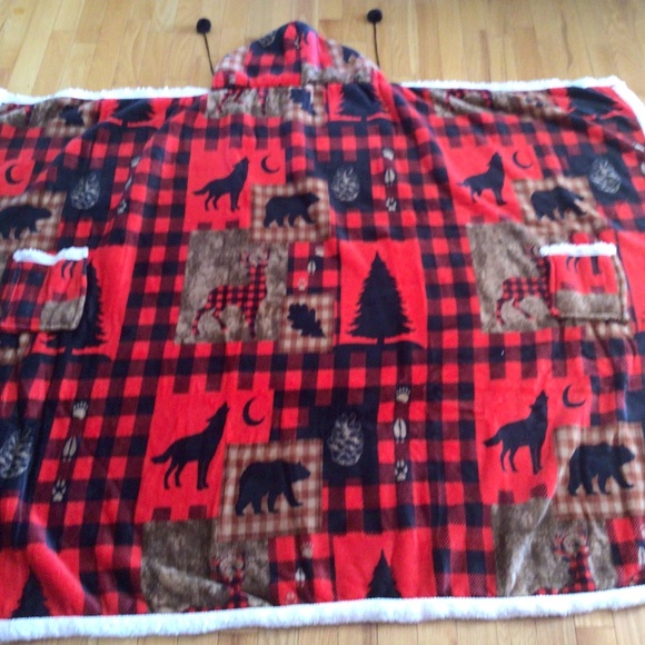 Blanket - Picture 1 of 2